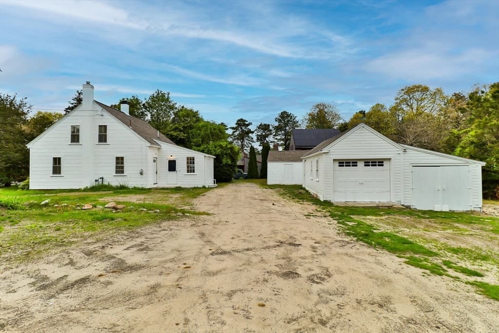 Single Family Residence at 194 Main St, Dennis MA 02638, photo 18 of 20