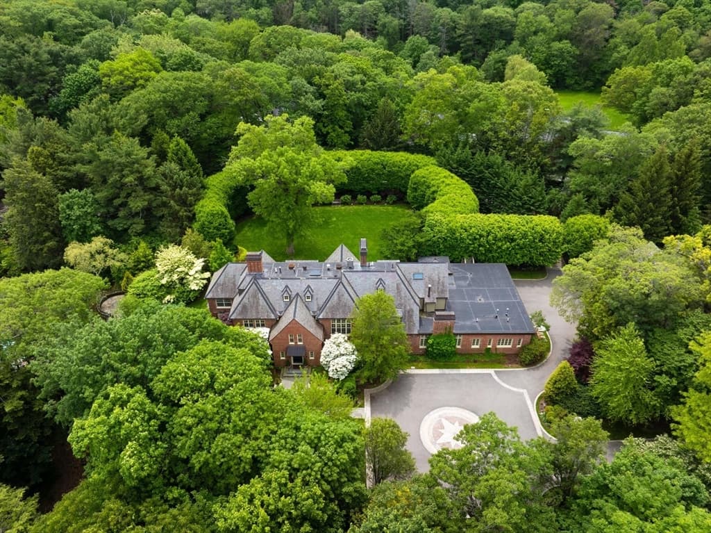 63 Goddard Avenue, Brookline MA 02445