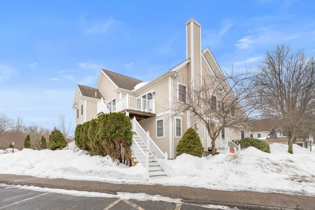 Condominium at 717 Hampton Way # 717, Abington MA 02351, photo 28 of 34