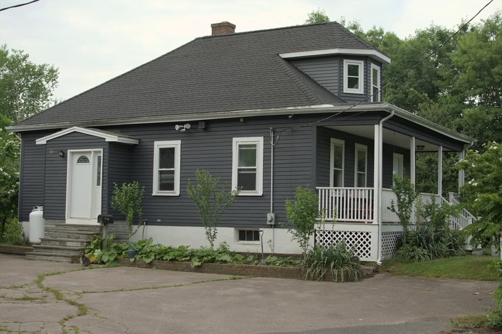 Single Family Residence at 30 Sanger St, Bridgewater MA 02324, photo 4 of 27