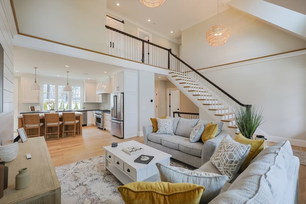 72 Woodside Dr., Falmouth MA 02536