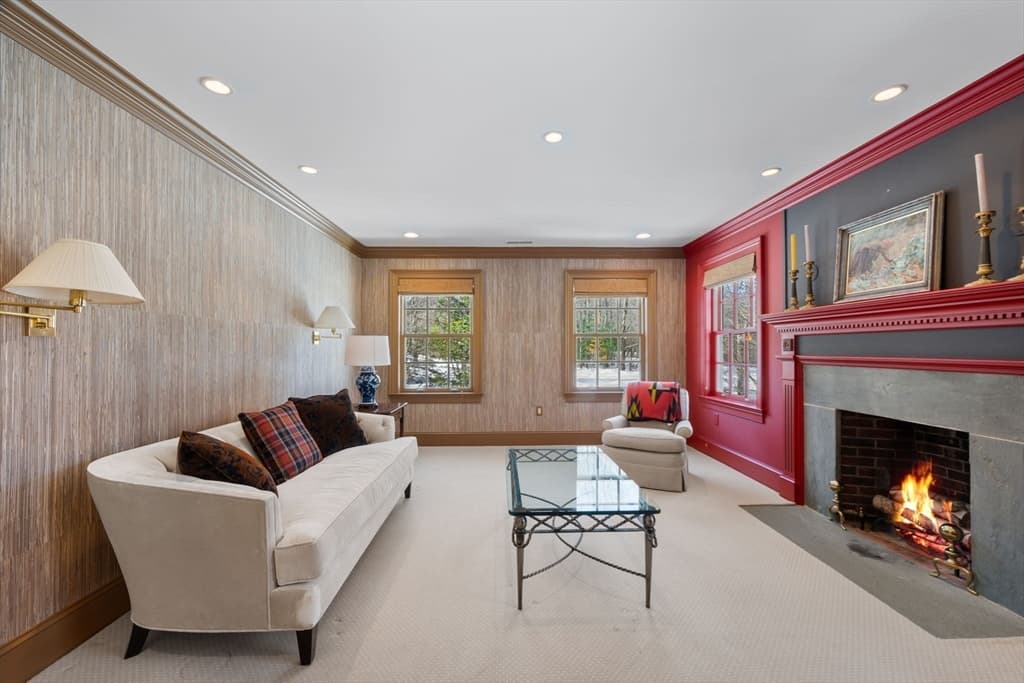 Single Family Residence at 6 Eveningstar Drive, Amherst MA 01002, Amherst, photo 17 of 42