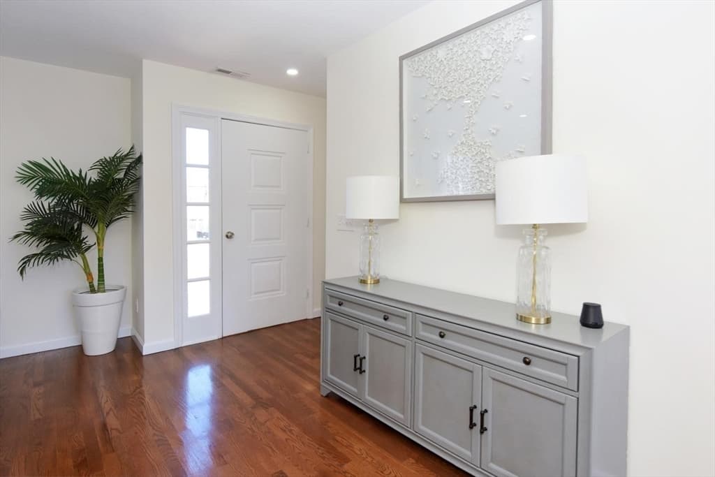 Single Family Residence at 7 Erhardt Ter, Methuen MA 01844, Methuen, photo 11 of 24