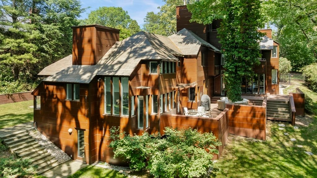 331 Heath Street, Brookline MA 02467 photo 2