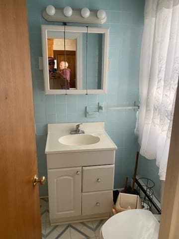 2 Family - 2 Units Up/Down at 32 Vernon St, Waltham MA 02453, Waltham, photo 14 of 36