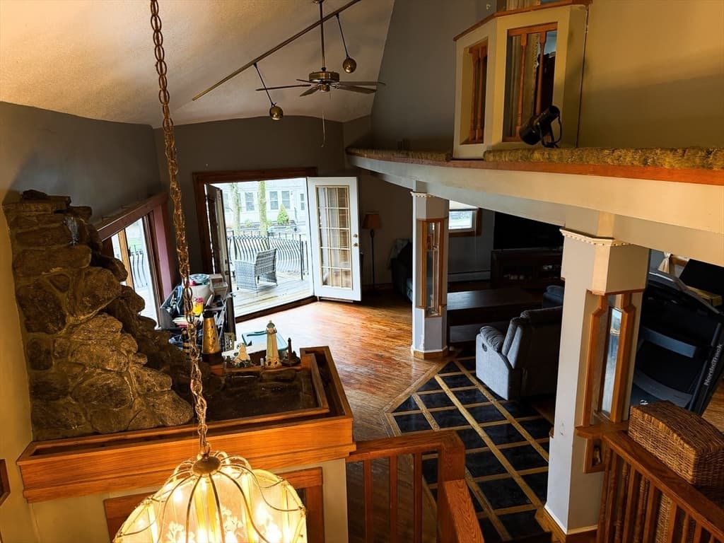 Single Family Residence at 498 Middlesex Tpke, Billerica MA 01821, photo 17 of 24