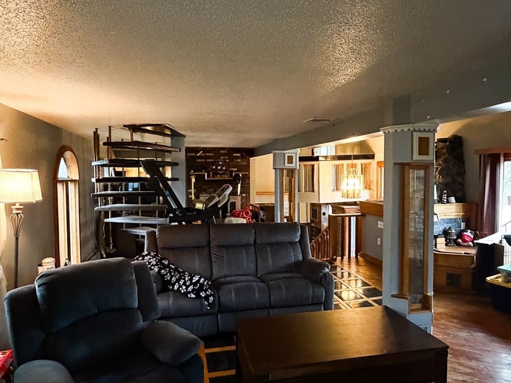 Single Family Residence at 498 Middlesex Tpke, Billerica MA 01821, photo 20 of 24