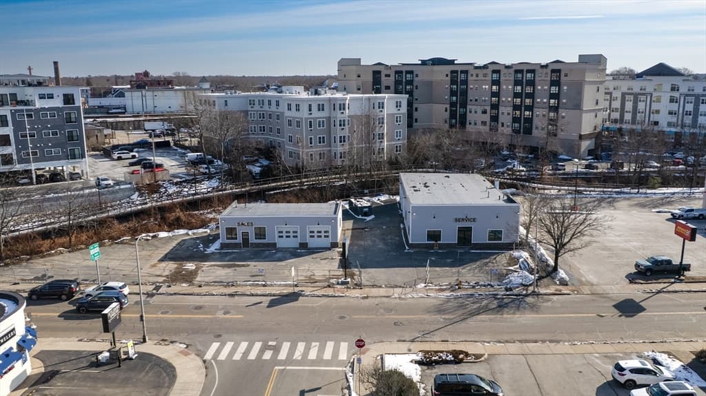 42 County St, Attleboro MA 02703