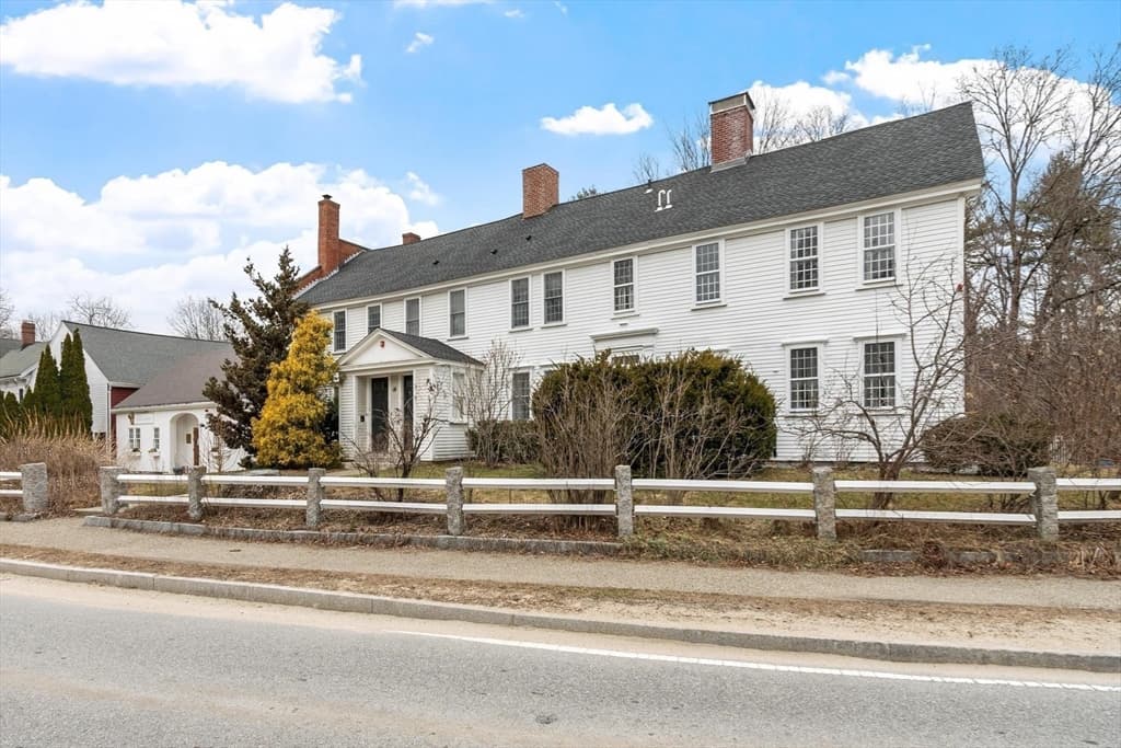 Condominium at 5 Lowell St # 5, Carlisle MA 01741, Carlisle, photo 23 of 26