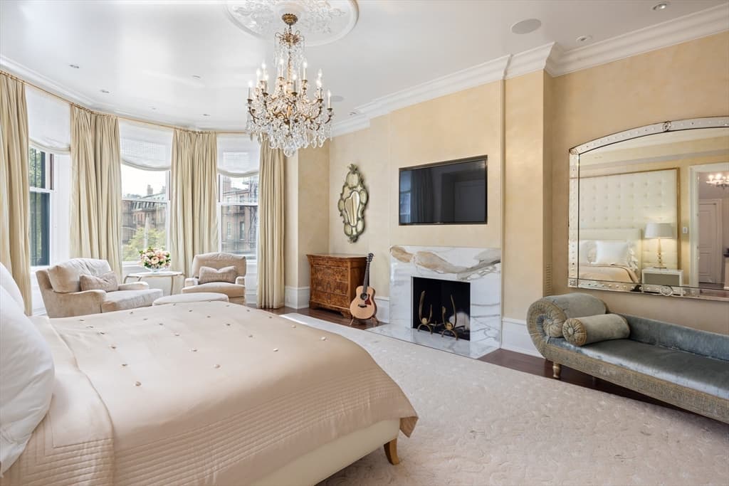 Single Family Residence at 4 Gloucester Street, Boston MA 02115, Boston, photo 16 of 32
