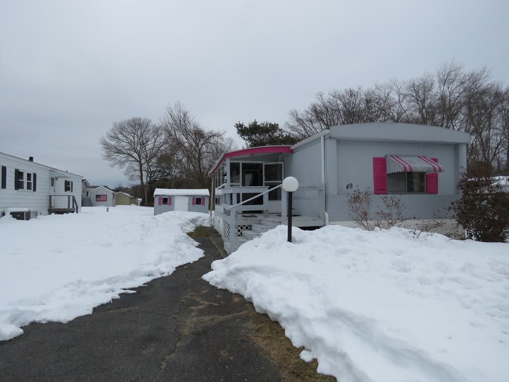 49 Eastbridge Drive, Taunton MA 02780