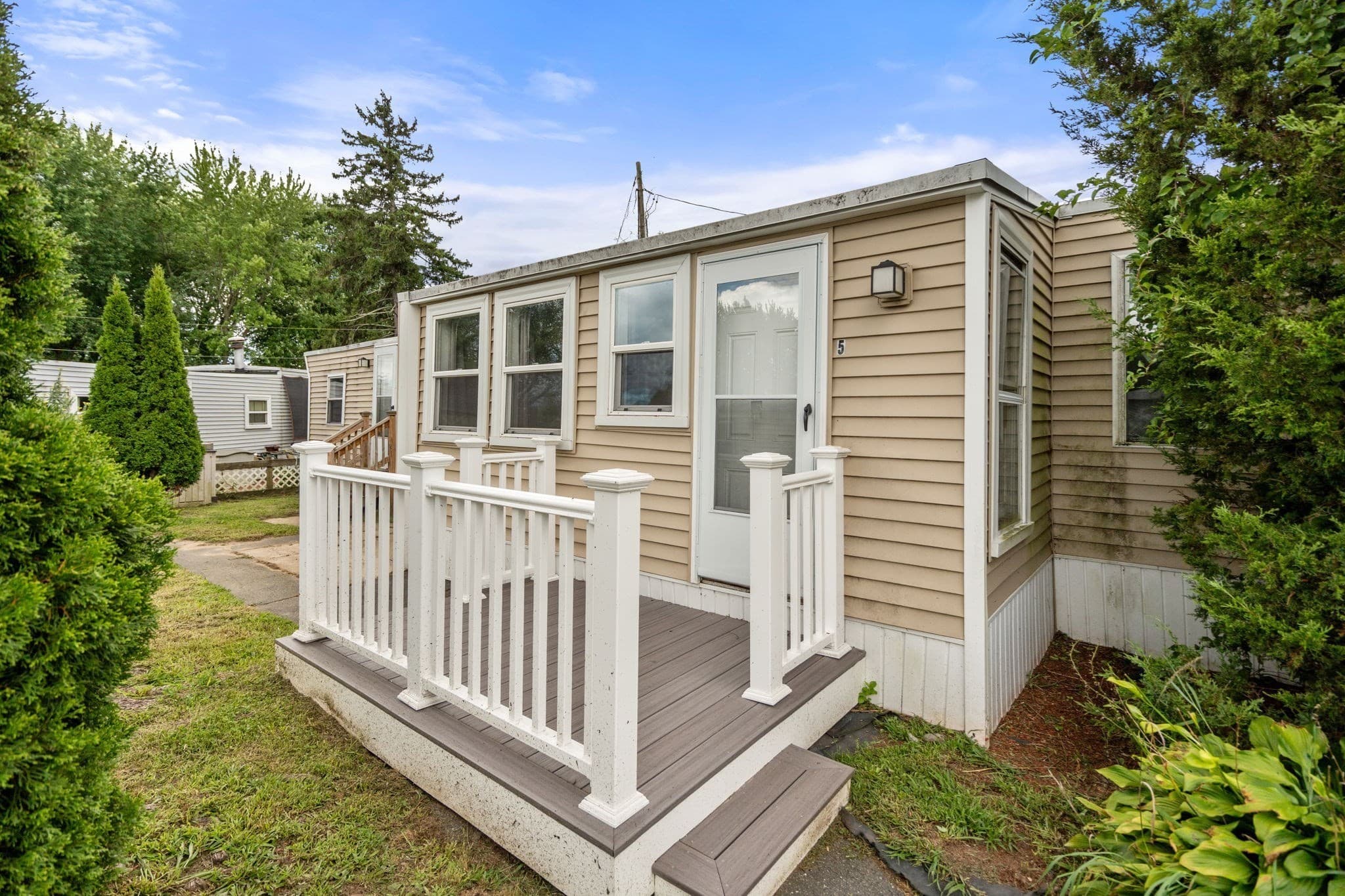 350 West Street # 5, Ludlow MA 01056