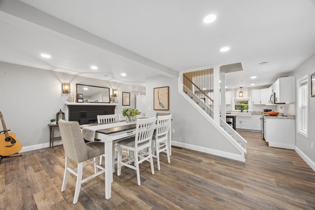 Single Family Residence at 12 Brookside Place, Shrewsbury MA 01545, photo 14 of 37