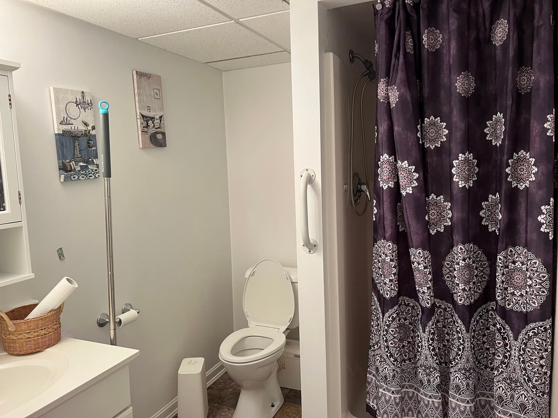 Single Family Residence at 973 Pembroke, New Bedford MA 02745, photo 24 of 26