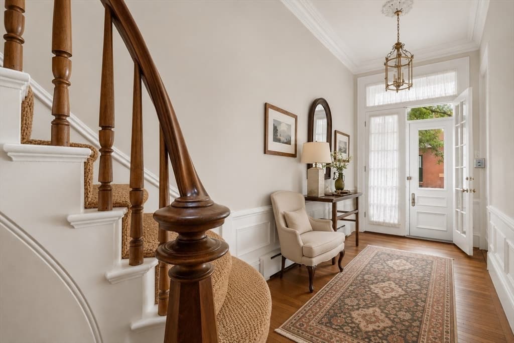 Single Family Residence at 18 Hereford St, Boston MA 02115, photo 6 of 41