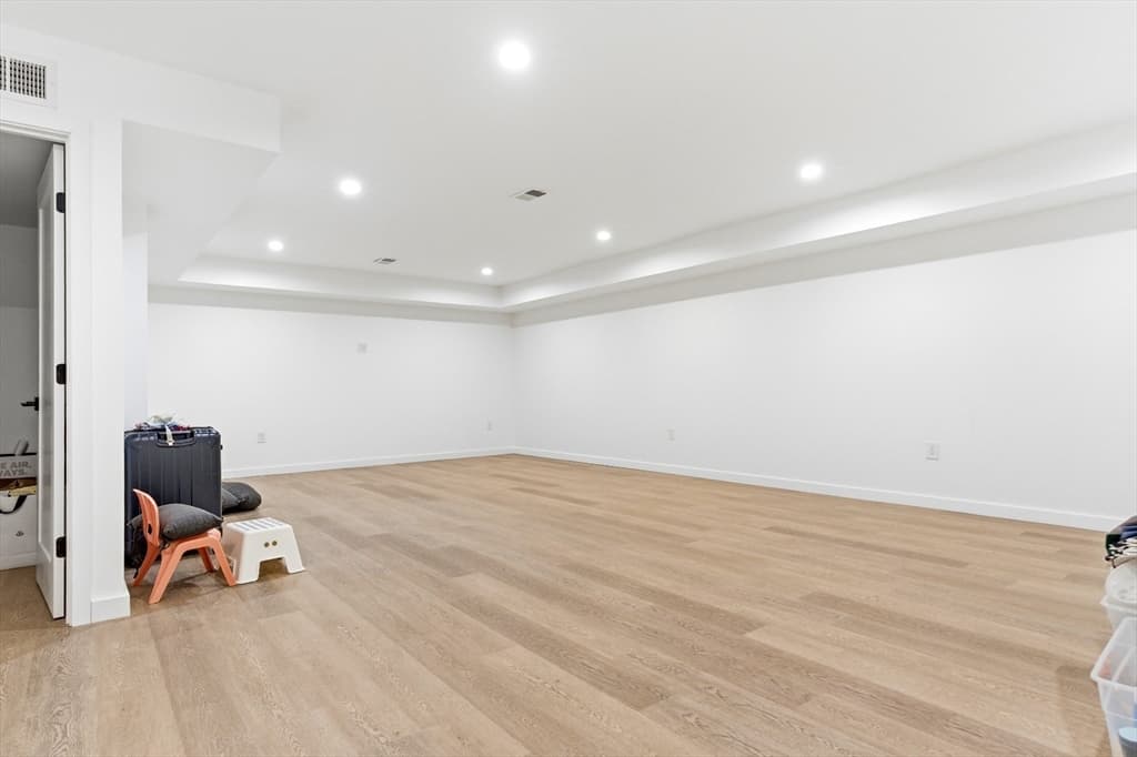Condominium at 70 Walker St # 1, Newton MA 02460, Newton, photo 35 of 41