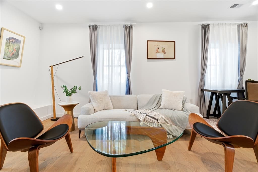 Condominium at 70 Walker St # 1, Newton MA 02460, Newton, photo 31 of 41