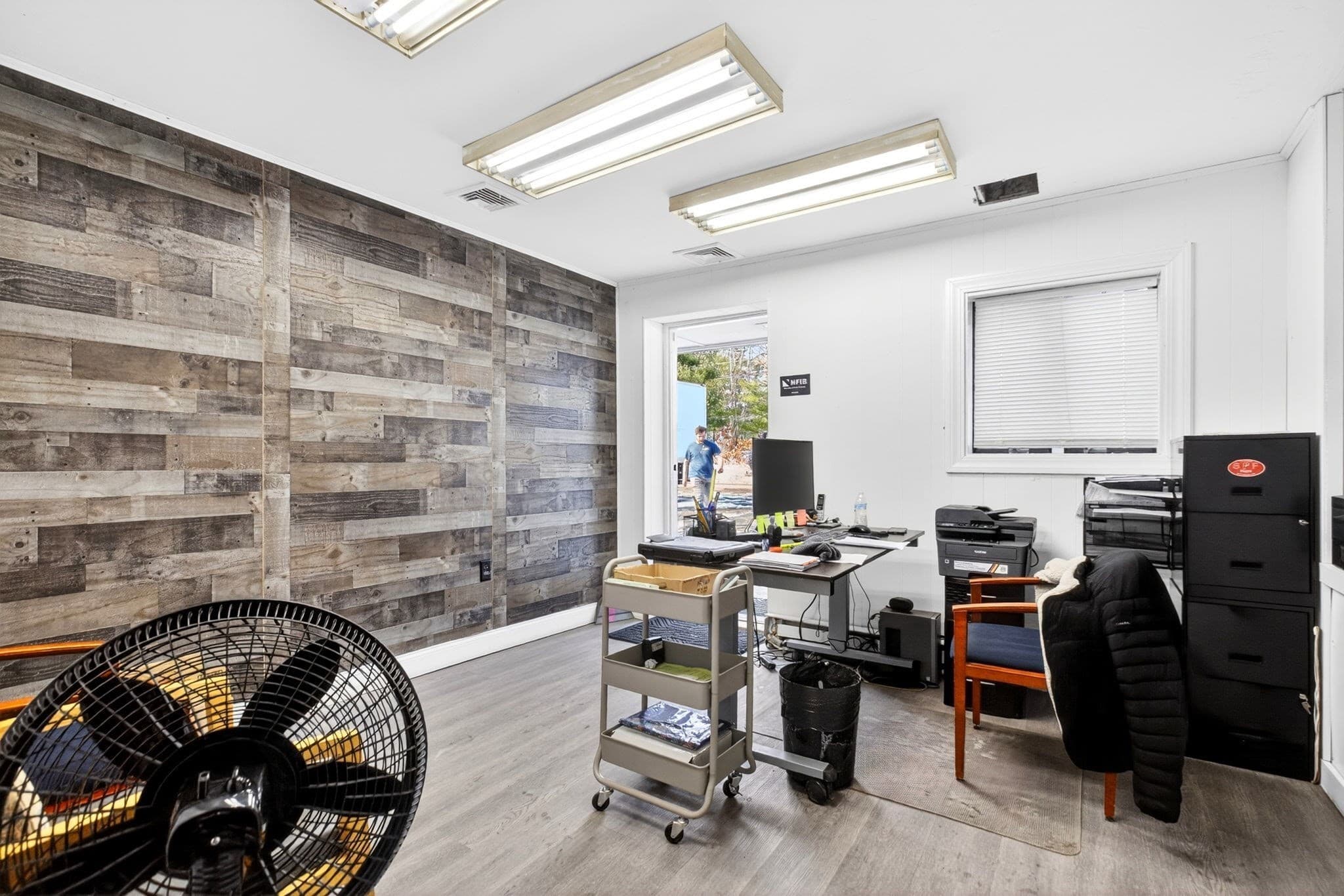236 Weymouth St, Rockland MA 02370