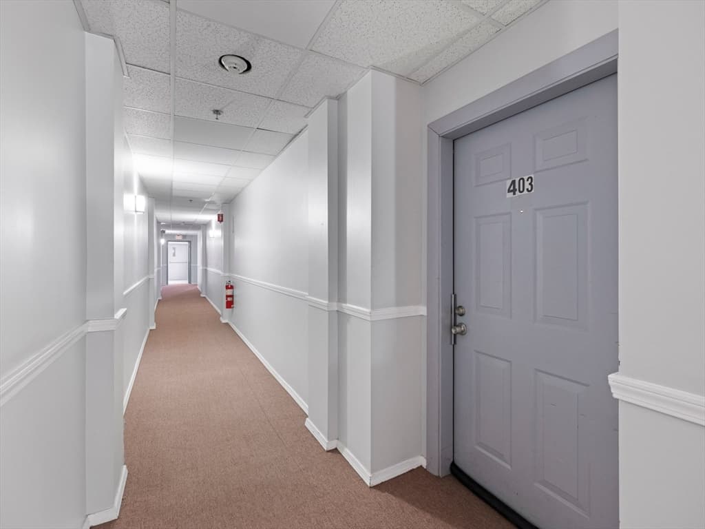 Condominium at 64 Foster St # 403, Peabody MA 01960, Peabody, photo 3 of 27