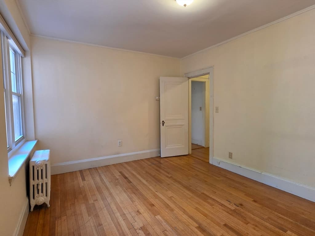 Condominium at 22 Concord Avenue # 11, Cambridge MA 02138, Cambridge, photo 13 of 19