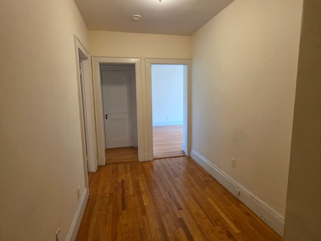 Condominium at 22 Concord Avenue # 11, Cambridge MA 02138, Cambridge, photo 5 of 19