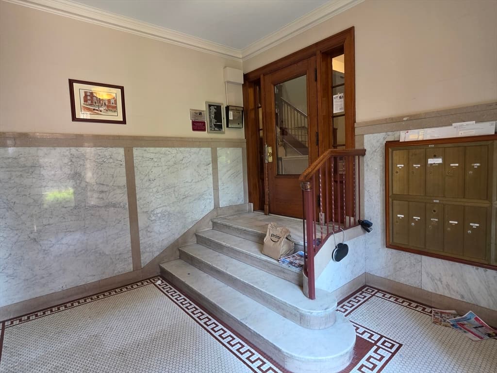 Condominium at 22 Concord Avenue # 11, Cambridge MA 02138, Cambridge, photo 18 of 19