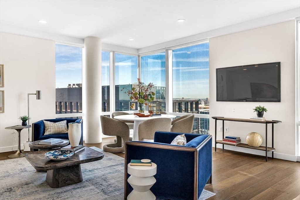 Condominium at 188 Brookline Avenue # 22K, Boston MA 02115, photo 9 of 16