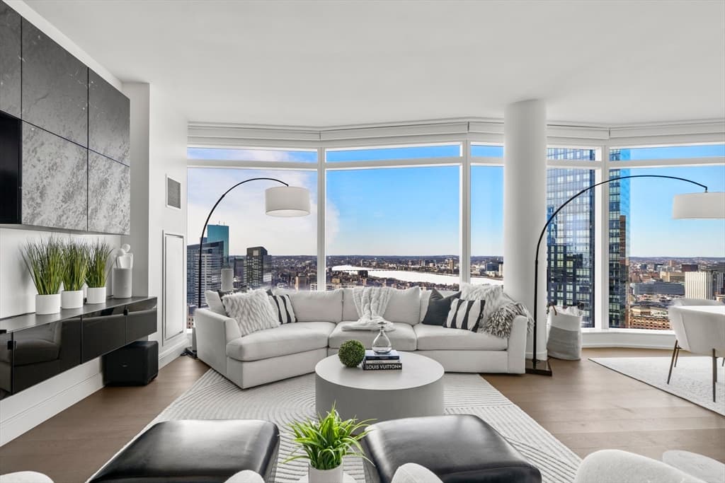 Condominium at 240 Devonshire St # 3701, Boston MA 02110, photo 2 of 40