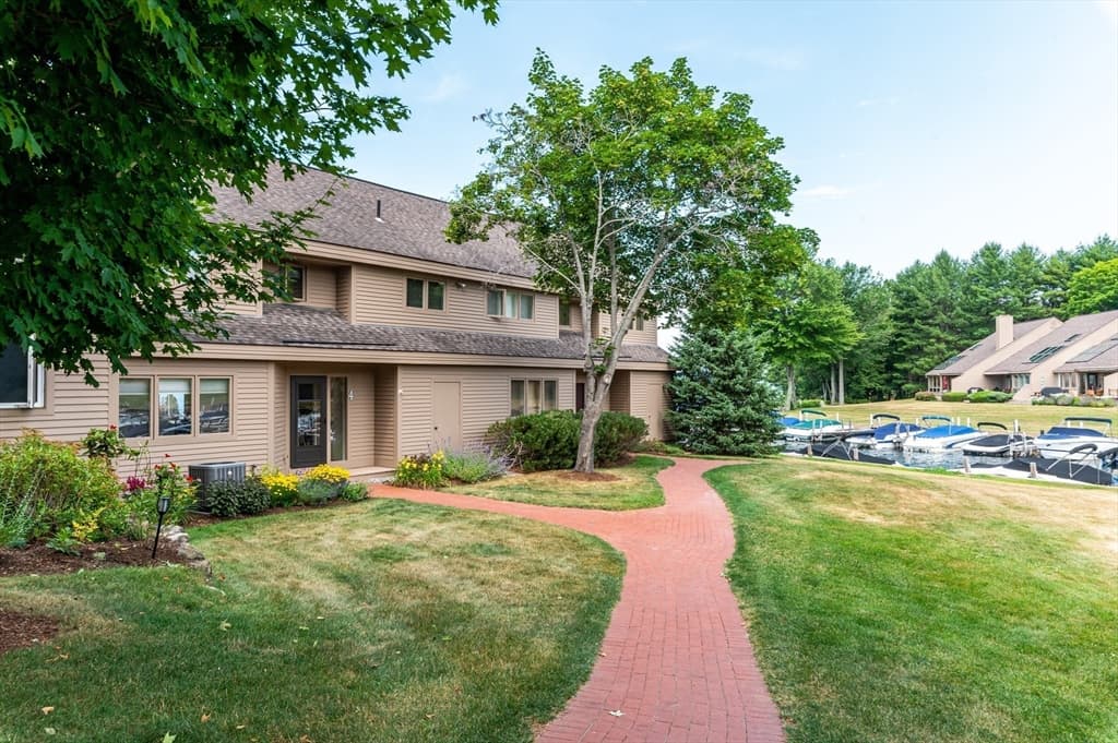 Condominium at 11 Portside Dr # 4, Moultonborough NH 03254, Moultonborough, photo 5 of 42