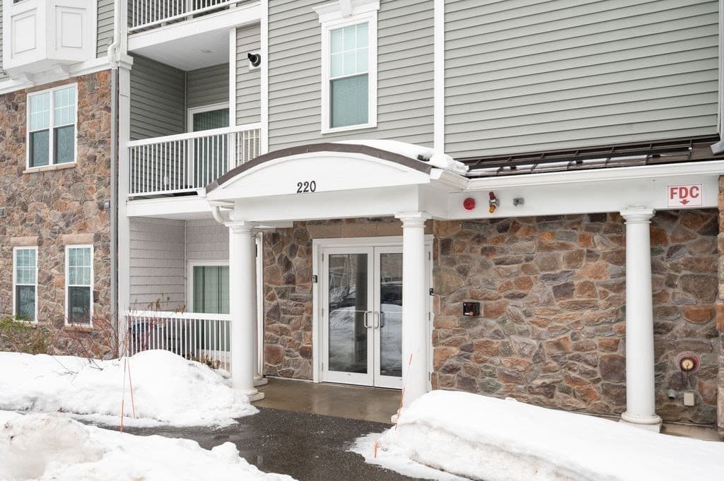 Condominium at 220 Martins Landing # 411, North Reading MA 01864, photo 32 of 33