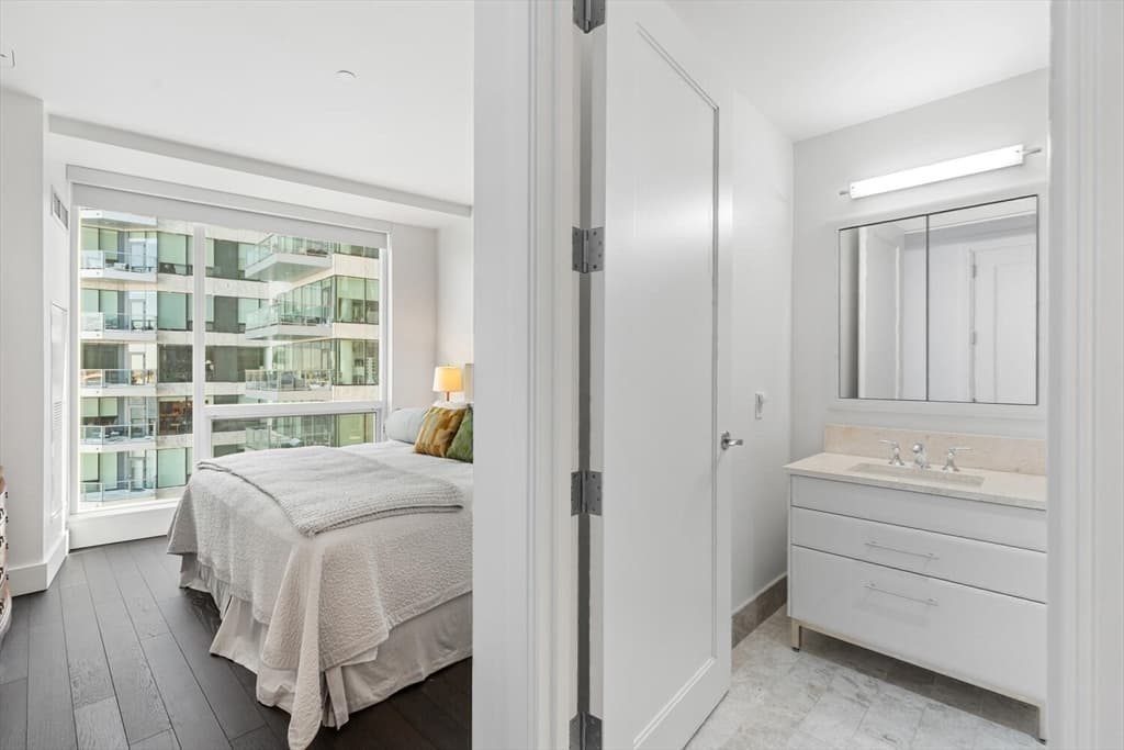 Condominium at 22 Liberty Dr # 8F, Boston MA 02210, photo 34 of 42