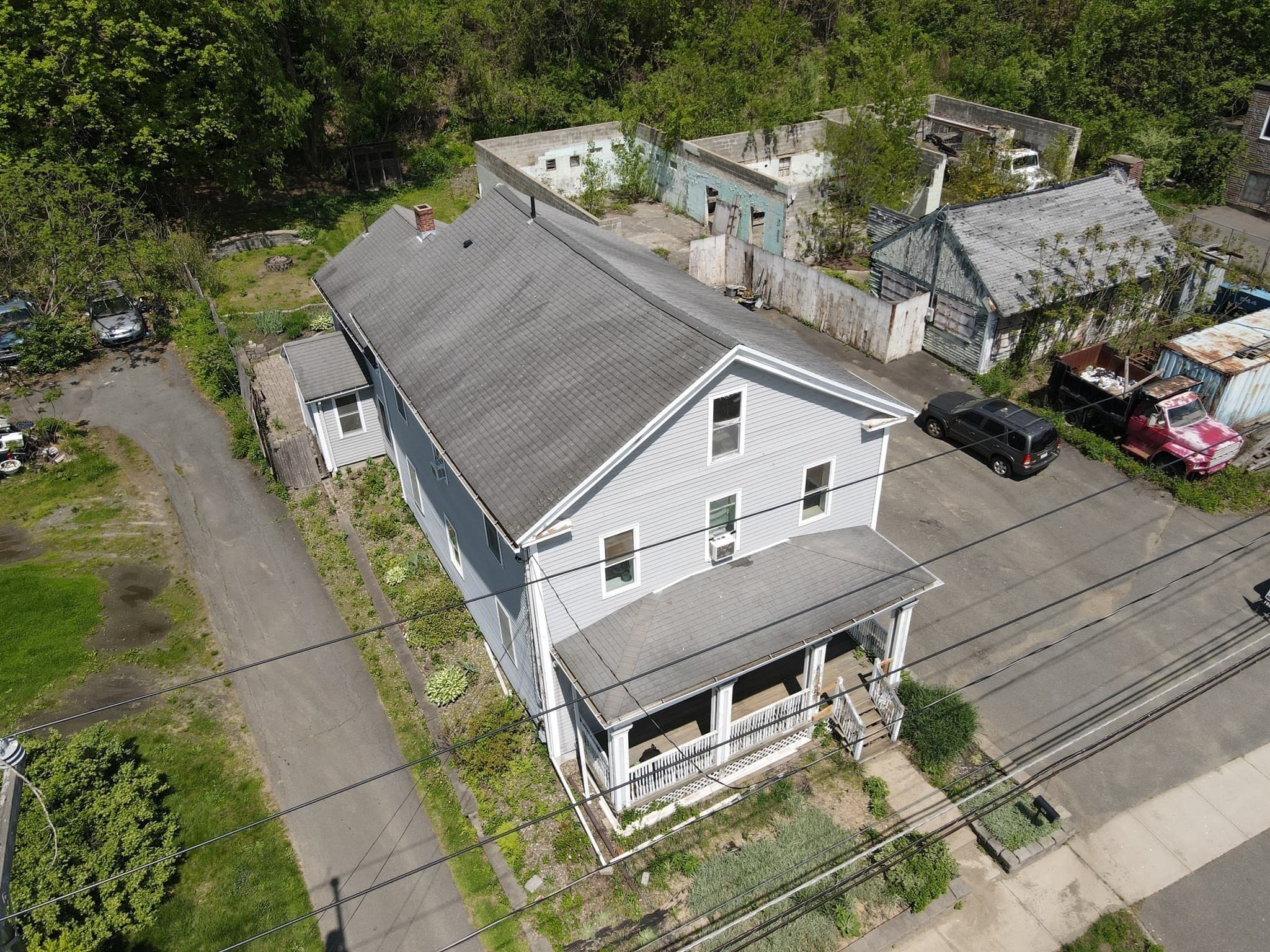 Single Family Residence at 427-429 Deerfield St, Greenfield MA 01301, Greenfield, photo 8 of 21