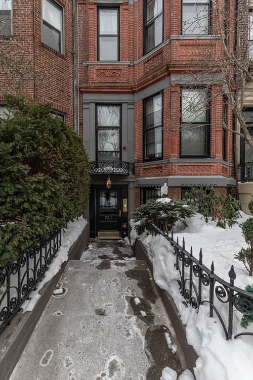 230 Commonwealth Ave, Boston MA 02116 photo 42
