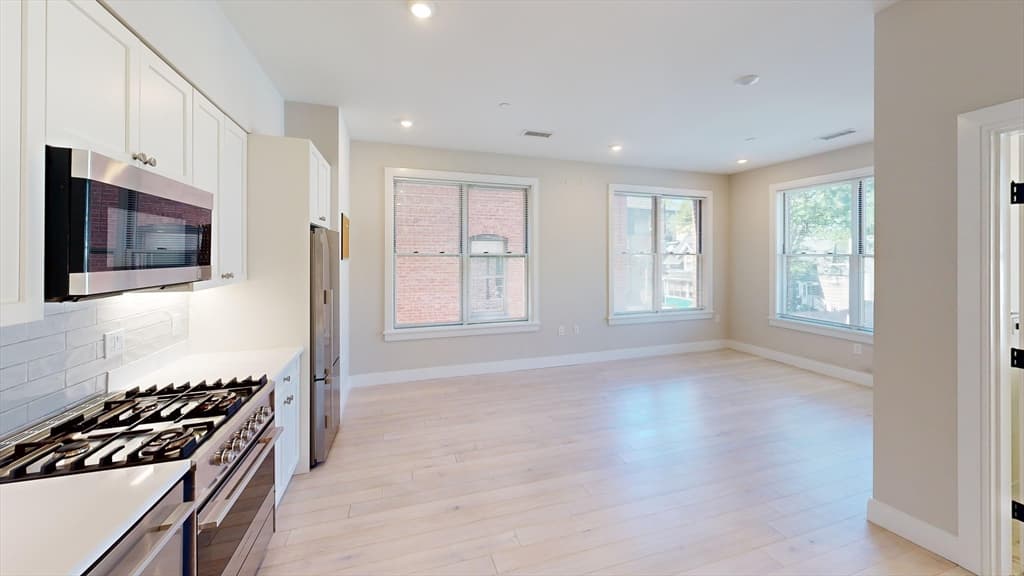 197 Green, Boston MA 02130 photo 5