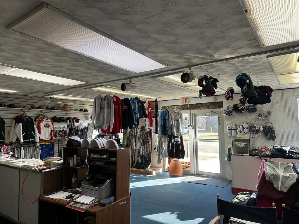 319 Hathaway Blvd, New Bedford MA 02740 photo 7