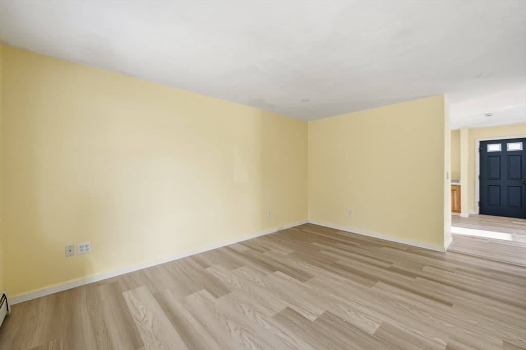 200 Beacon St, Worcester MA 01610 photo 10