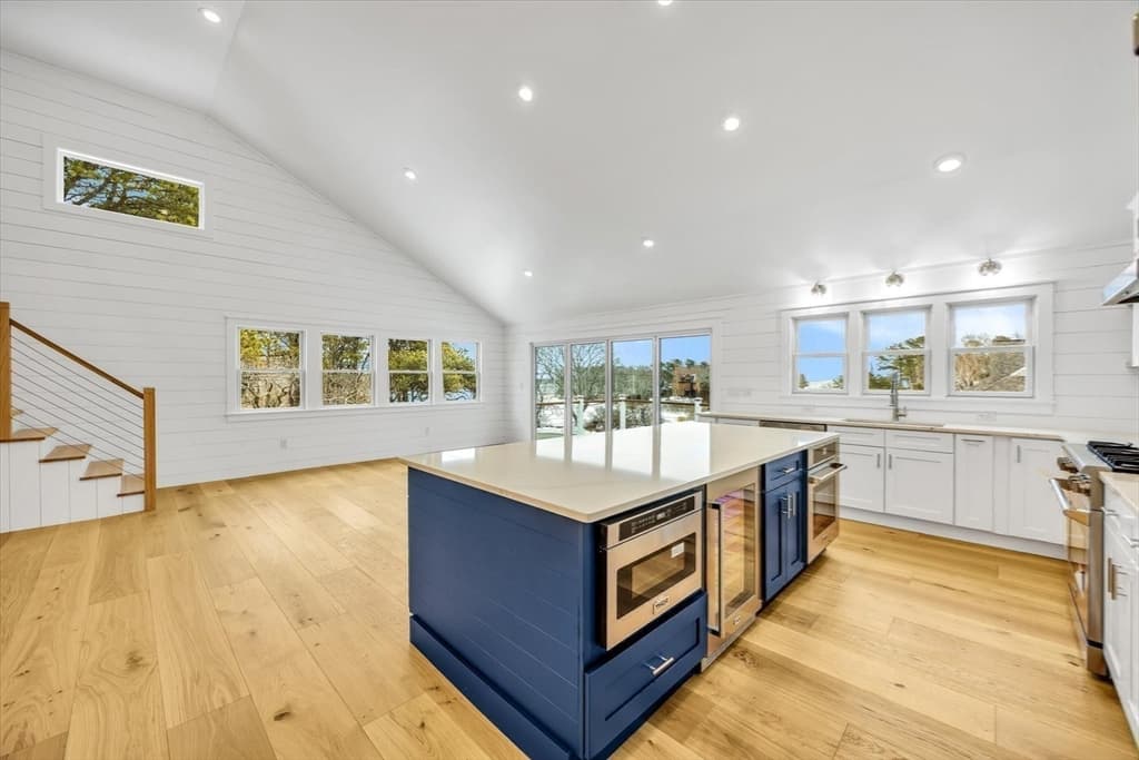 531 Menauhant Rd, Falmouth MA 02536 photo 13