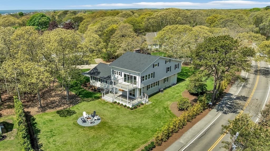 531 Menauhant Rd, Falmouth MA 02536 photo 5