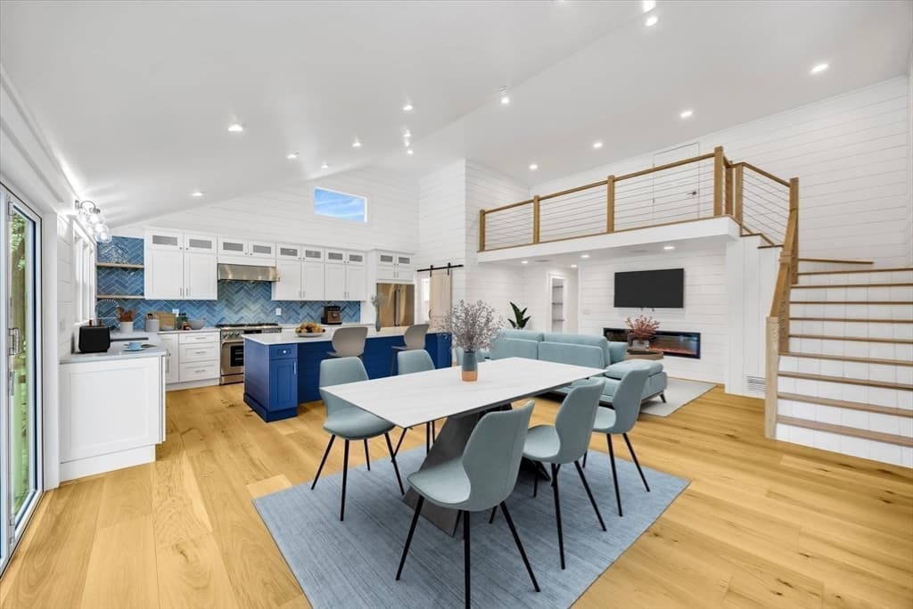 531 Menauhant Rd, Falmouth MA 02536 photo 9