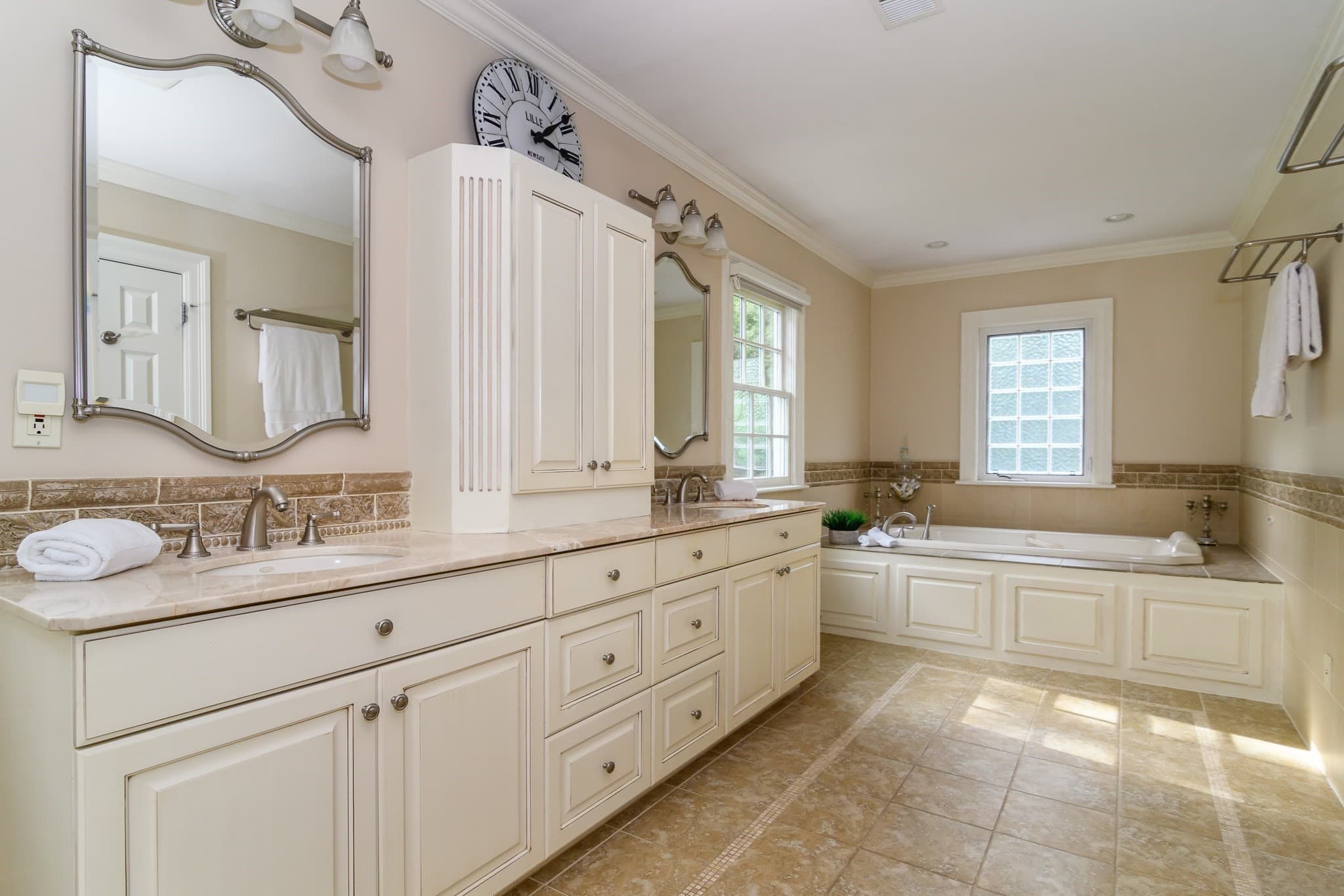 Single Family Residence at 19 Skyview Lane, Sudbury MA 01776, photo 16 of 21