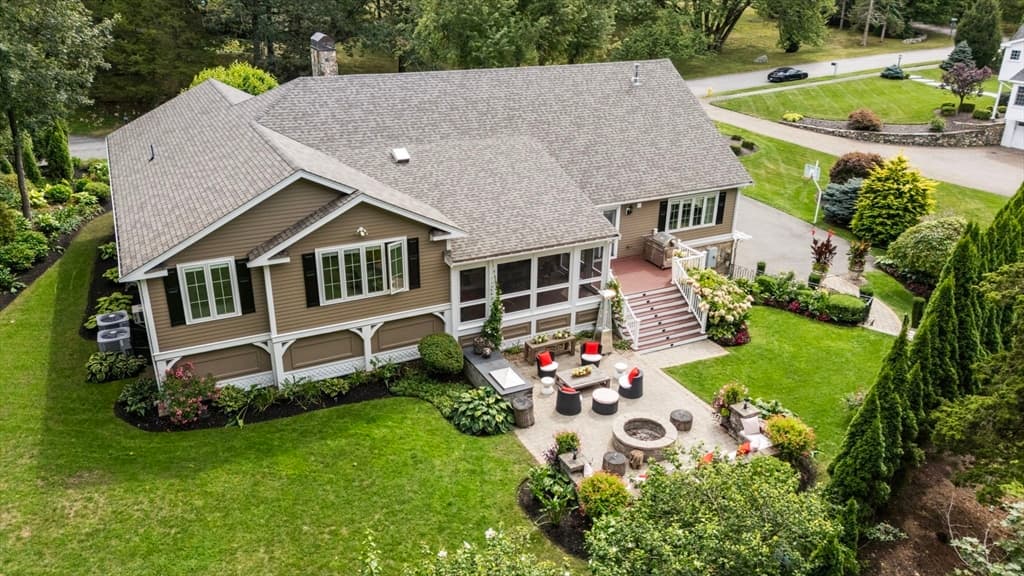11 Hillcrest Road, Weston MA 02493 photo 2