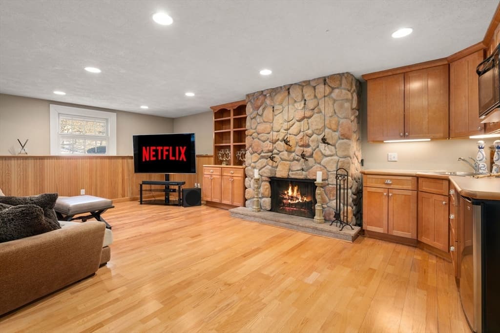 11 Hillcrest Road, Weston MA 02493 photo 28