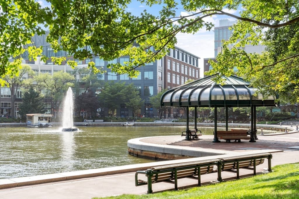 Condominium at 4 Canal Park # 609, Cambridge MA 02141, Cambridge, photo 22 of 26