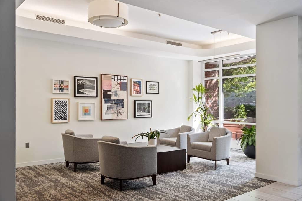 Condominium at 4 Canal Park # 609, Cambridge MA 02141, Cambridge, photo 18 of 26