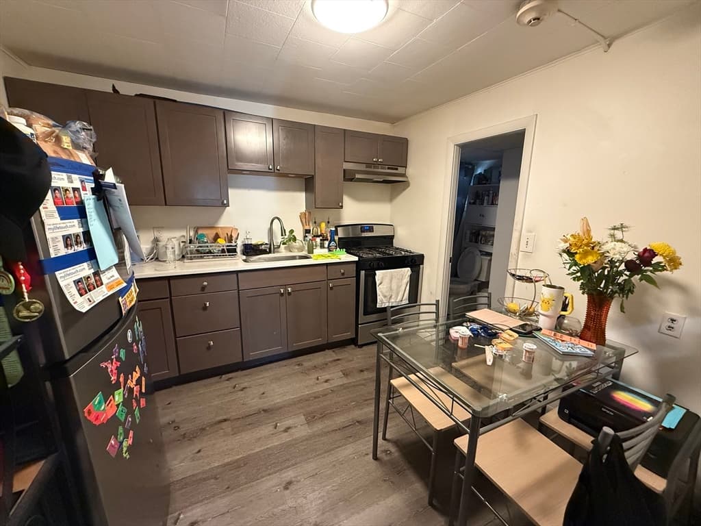5+ Family - 5+ Units Up/Down at 407-409 Broad St, Cumberland RI 02864, Cumberland, photo 8 of 9