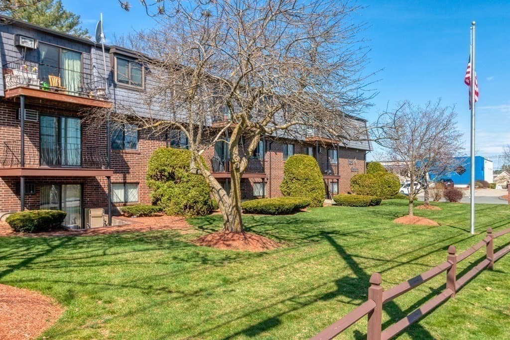 36 Main St # 26, North Reading MA 01864