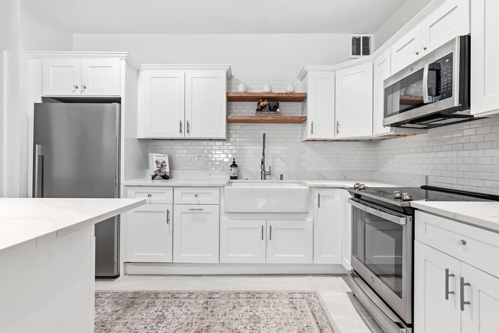 286 Beacon St # 1, Boston MA 02116