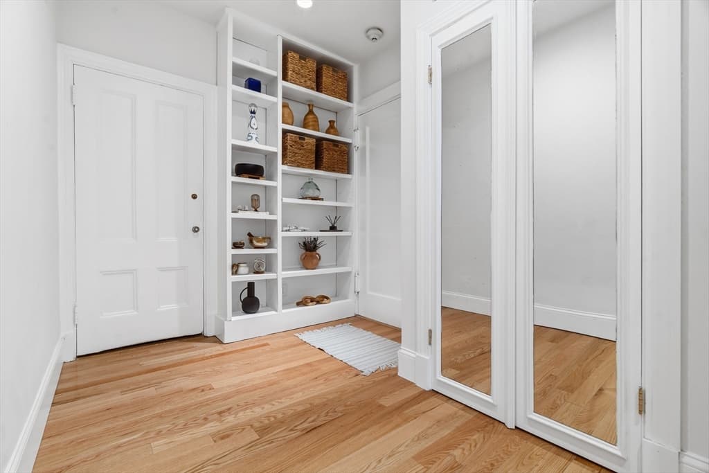 Condominium at 286 Beacon St # 1, Boston MA 02116, photo 19 of 30