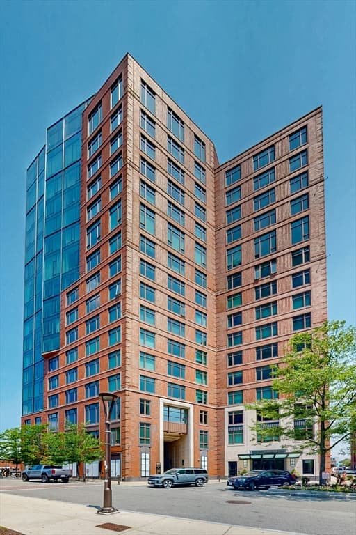 Condominium at 100 Lovejoy Wharf # 5Q, Boston MA 02114, photo 15 of 15
