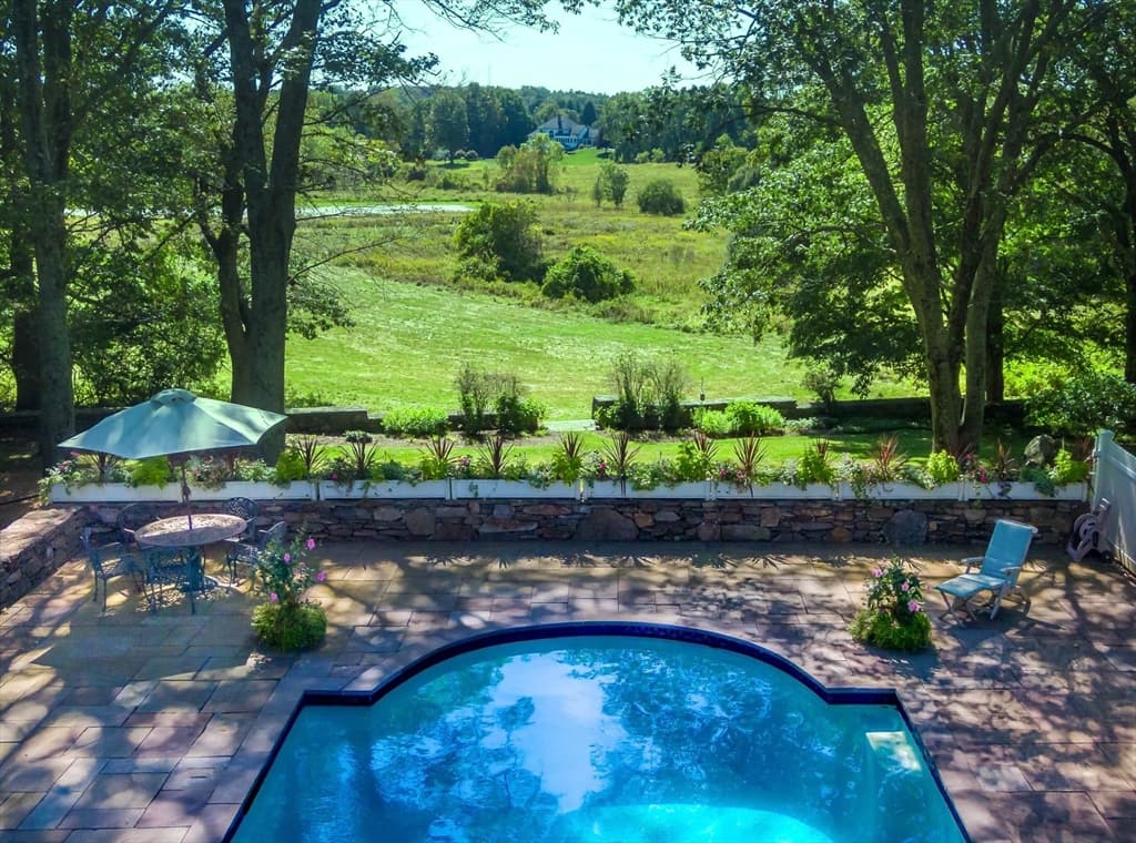 32 Sears Road, Southborough MA 01772 photo 5